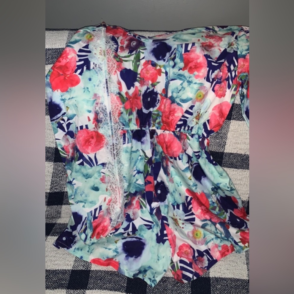 Woman’s long sleeve shorts romper
